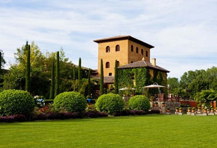 casa amarrilla