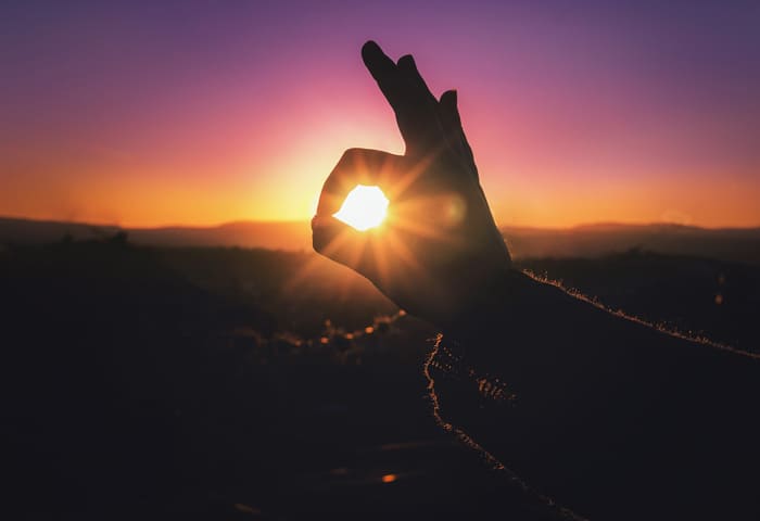 Mano atardecer