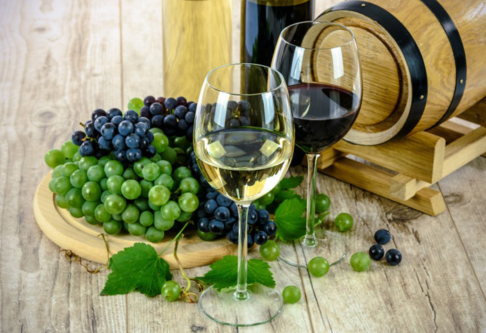 VINO y uvas