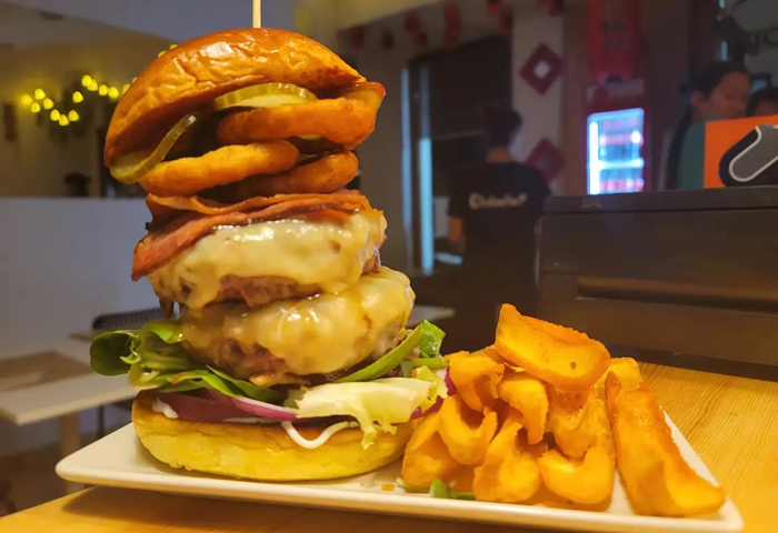 Hamburguesa con patatas