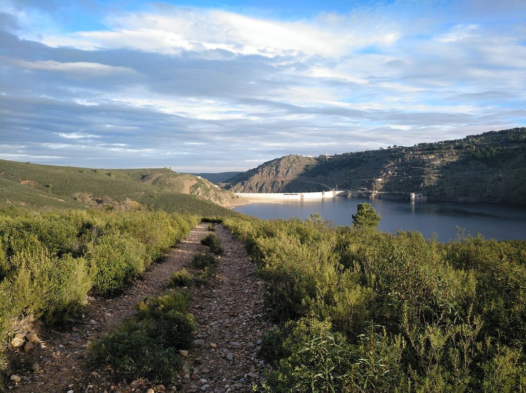 senda-pisanchon.-el-atazar-2-2048x1532 - copia