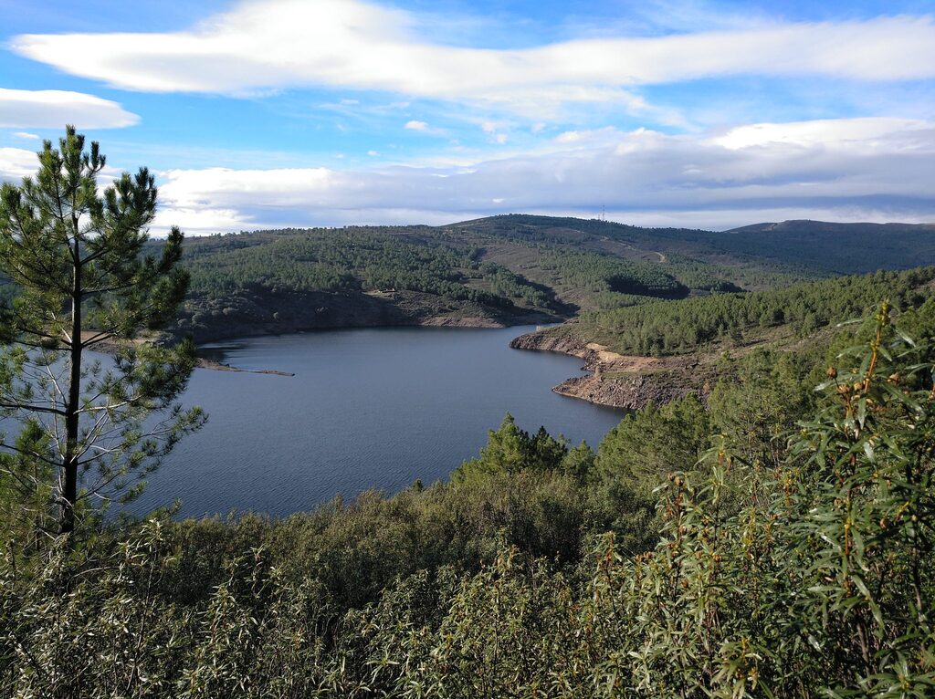 senda-pisanchon.-el-atazar-5-2048x1532 - copia