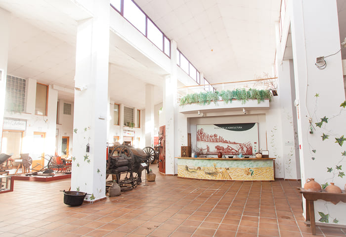 interior del museo de la agricultura en Torremocha