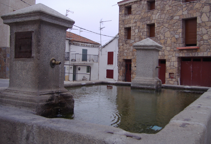 Rutas accesibles fuente cuatro canos