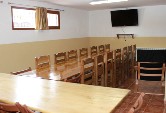 alojamientos-rascafria-la-cabana-salon-de-reuniones