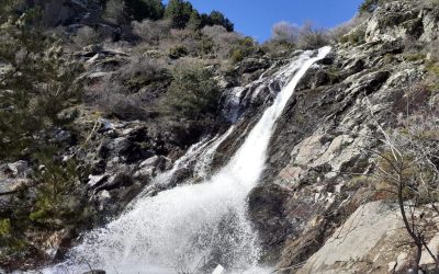 Cascada natural
