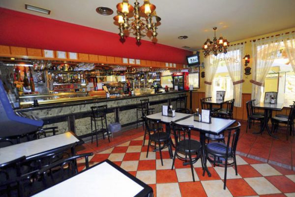 Salón bar